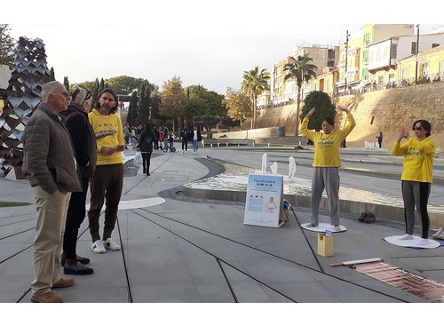Image for article Nicosia, Siprus: Meningkatkan Kesadaran akan Penganiayaan pada Hari Hak Asasi Manusia Internasional