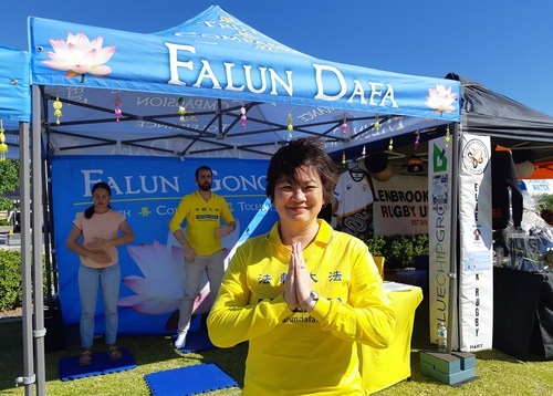 Image for article Seorang Wanita Berhenti Berpikir untuk Bunuh Diri Setelah Membaca Zhuan Falun