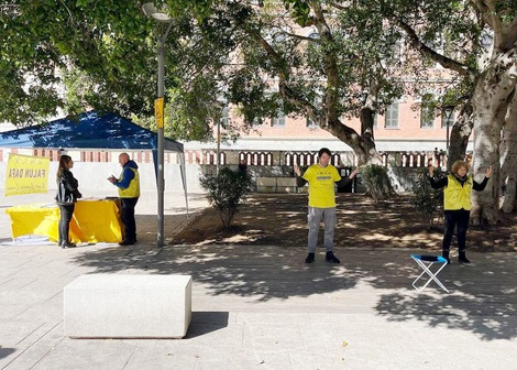 Image for article Italia: Dukungan Masyarakat terhadap Falun Dafa di Cagliari