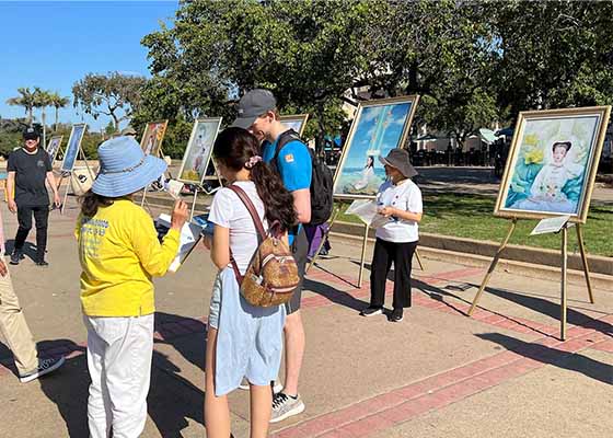 Image for article San Diego: Pameran Seni Falun Dafa Diadakan di Taman Balboa