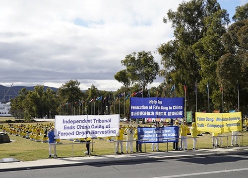 Image for article Canberra, Australia: Rapat Umum Menandai 25 Tahun Penganiayaan