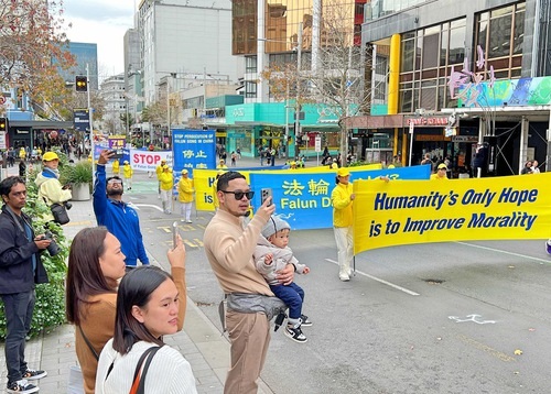 Image for article Selandia Baru: Rapat Umum dan Parade Diadakan untuk Meningkatkan Kesadaran akan Penganiayaan yang Sedang Berlangsung Selama Hari PBB untuk Mendukung Korban Penyiksaan