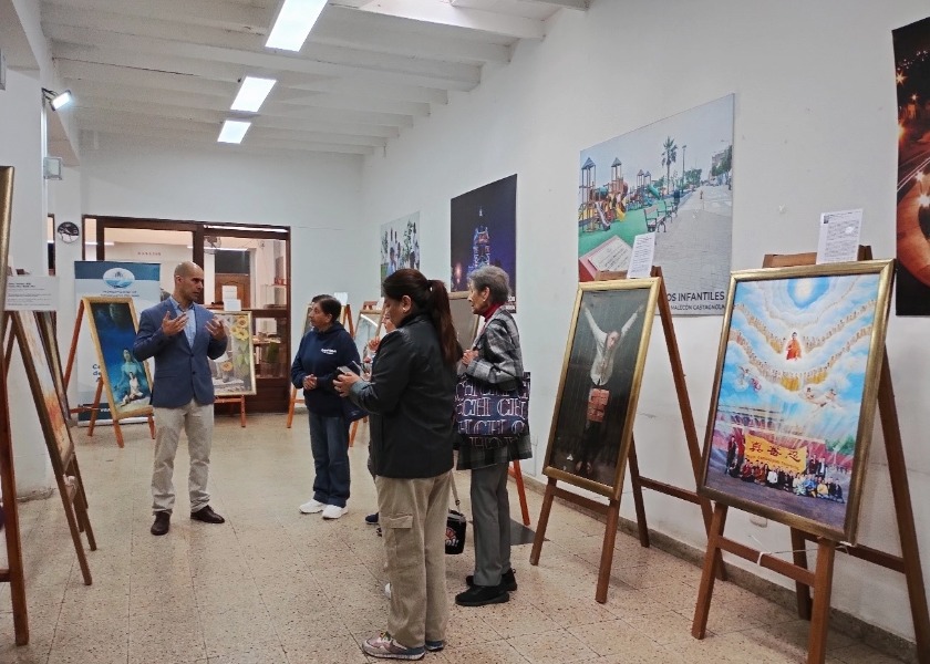 Image for article Peru: Pameran Seni Internasional Zhen Shan Ren di Distrik Magdalena Menggetarkan Penonton