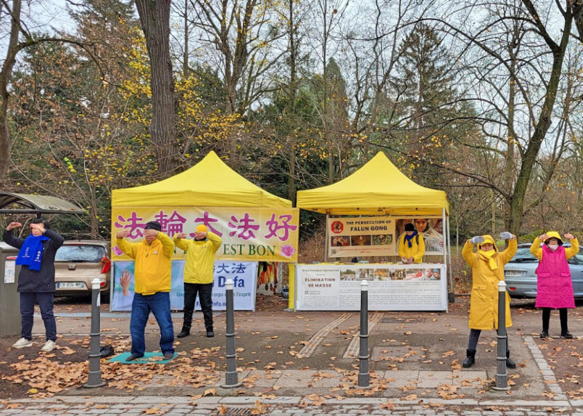 Image for article Prancis: Rapat Umum di Depan Dewan Eropa Serukan Diakhirinya Penganiayaan PKT terhadap Falun Gong