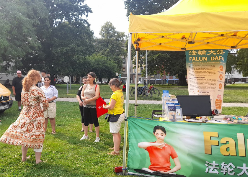 Image for article Aachen, Jerman: Memperkenalkan Falun Dafa di Festival Multikultural