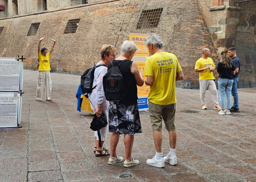 Image for article Italia: Memperkenalkan Falun Dafa di Berbagai Kota