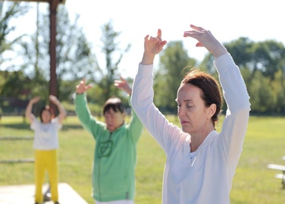 Image for article Praktisi Ukraina Merasakan Kekuatan Falun Dafa