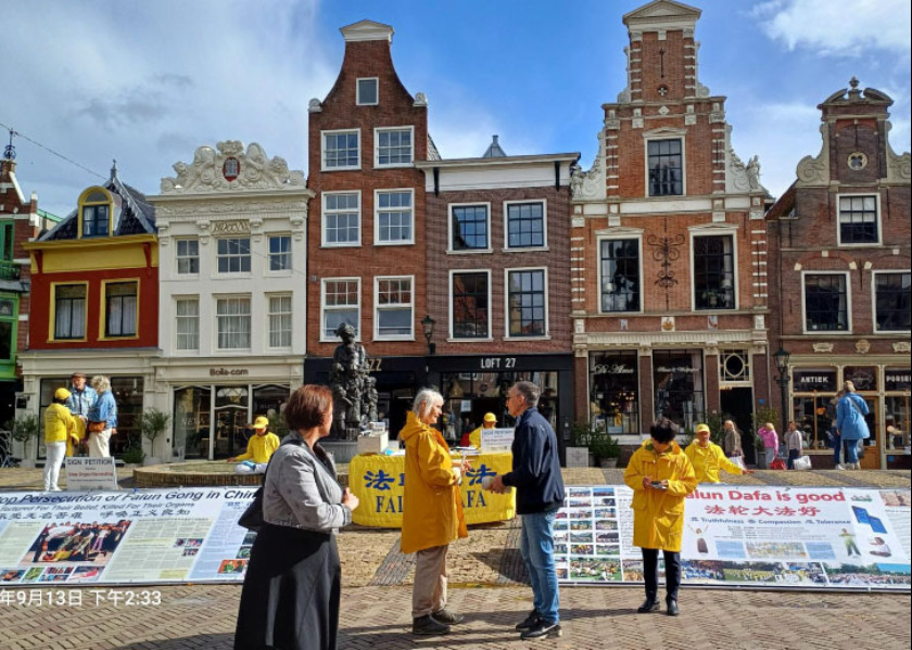 Image for article Belanda: Masyarakat Mengutuk Penganiayaan terhadap Falun Dafa dalam Acara di Alkmaar