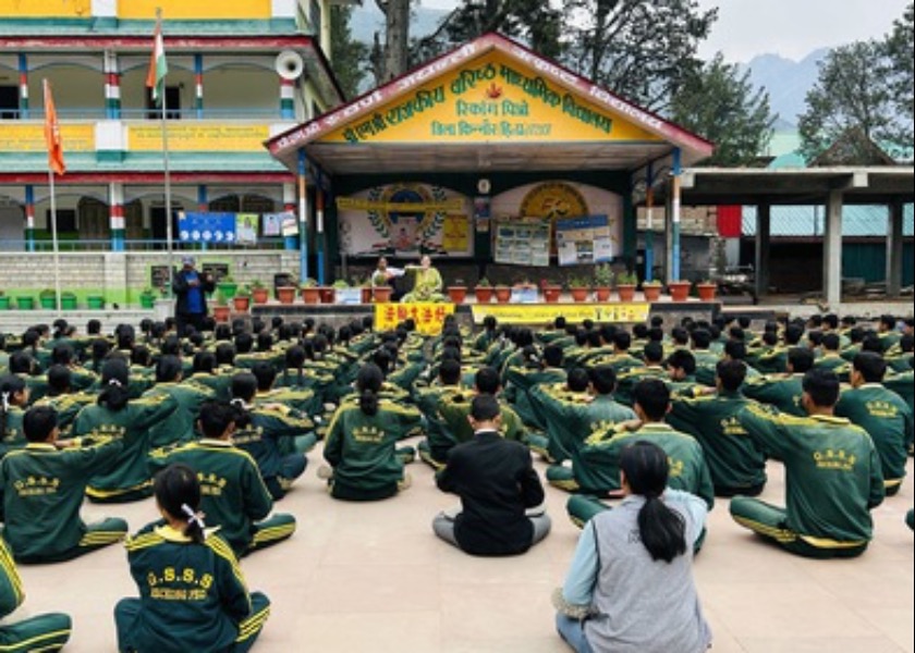 Image for article Kinnaur, India: Kepala Sekolah dan Pendidik di Dekat Pegunungan Himalaya Memuji Falun Dafa