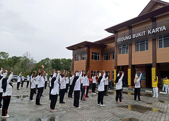 Image for article Kepulauan Riau: Pejabat di Institusi Pemerintah Menyambut Baik Falun Dafa