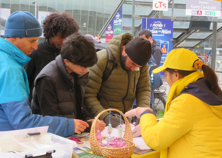 Image for article Prancis: Kelompok Falun Gong Mengadakan Acara Selama Pertemuan Dewan Eropa tentang Hak Asasi Manusia