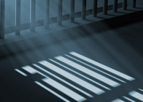 Image for article Mantan Karyawan Otoritas Pelabuhan Menjadi Kurus Kering Akibat Kelaparan dan Kurang Tidur Saat Menjalani Hukuman 8,5 Tahun Karena Berlatih Falun Gong