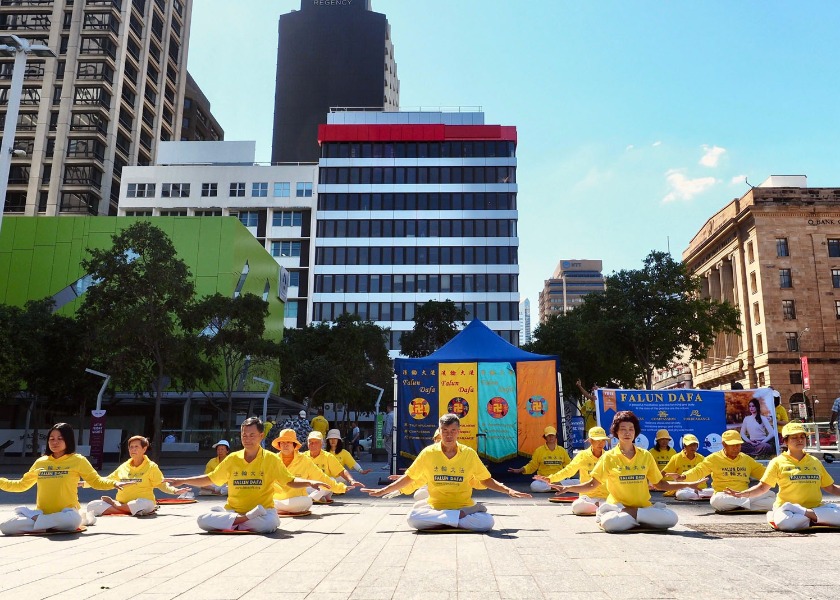 Image for article Queensland Australia: Permohonan Damai 25 April Merupakan Contoh Cemerlang Dari Perlawanan Tanpa Kekerasan