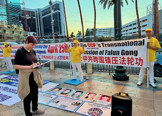 Image for article Las Vegas, Nevada: Praktisi Falun Gong Memperingati Permohonan Damai di Tiongkok 27 Tahun Lalu