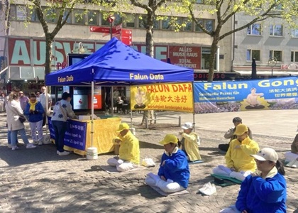 Image for article Masyarakat Memuji Permohonan Damai 25 April Selama Acara di Dortmund, Jerman