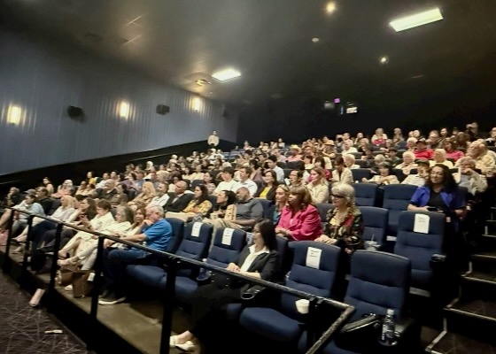 Image for article Film Dokumenter “Unbroken” Dipuji di Pemutaran Perdana di Dallas