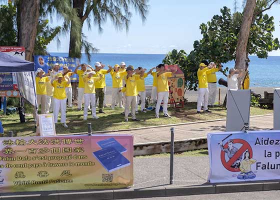 Image for article Warga Saint-Paul, Perancis, Mengecam Penganiayaan terhadap Falun Gong