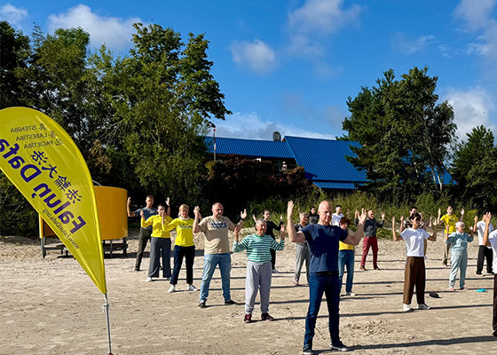 Image for article Praktisi Falun Dafa Merenungkan Kultivasi Mereka di Retret Musim Panas di Latvia