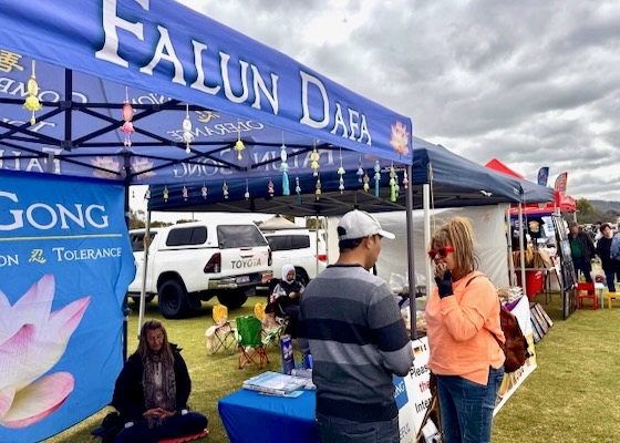 Image for article Masyarakat Memuji Falun Dafa di York Agricultural Show Australia Barat