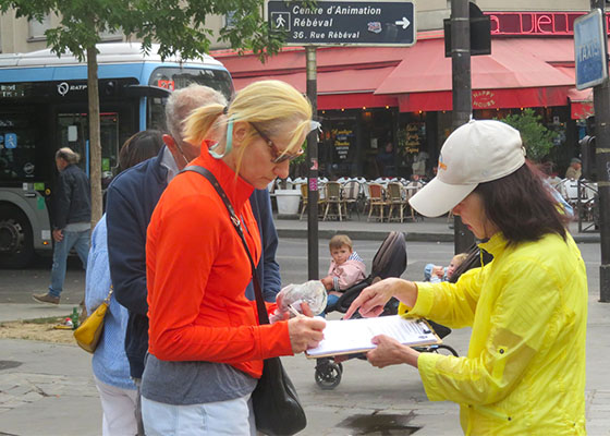 Image for article Paris, Prancis: Masyarakat Menyatakan Dukungan bagi Falun Dafa dalam Kegiatan di Belleville dan Châtelet