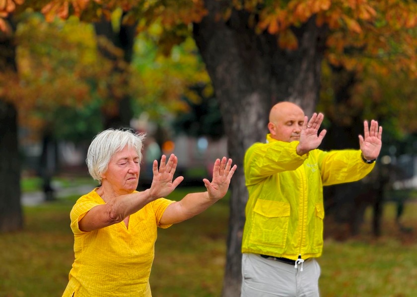 Image for article Ukraina: Praktisi Falun Dafa Membawa Harapan dan Perdamaian ke Hari Kota Vinnytsia